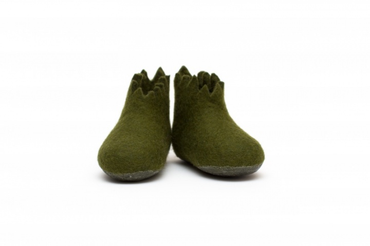 Green elf shoes