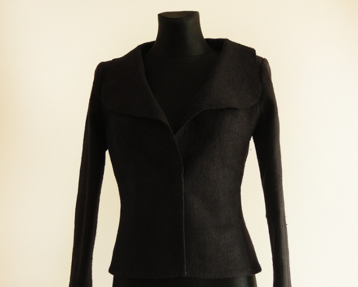 Gauzy felt jacket