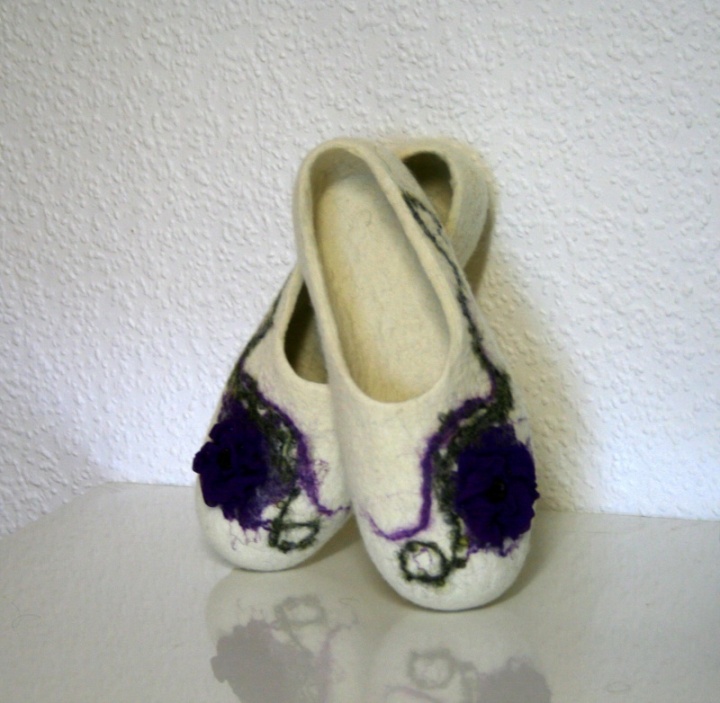 Slippers " Hollyhock "