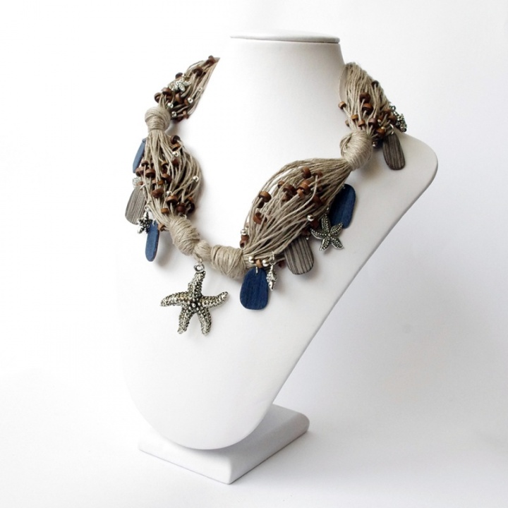 Sea - Linen necklace picture no. 2