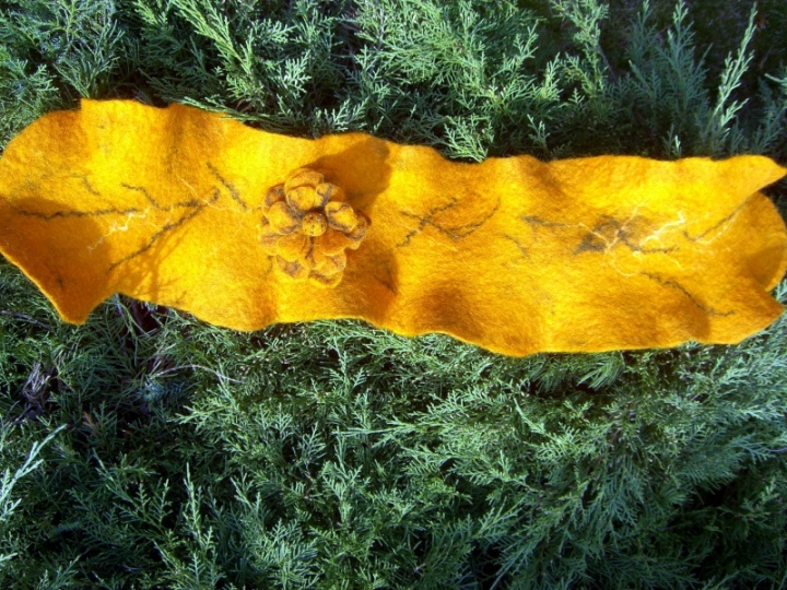 Orange scarf picture no. 2