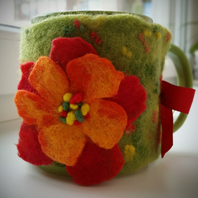 Cup decoration " The flowers "