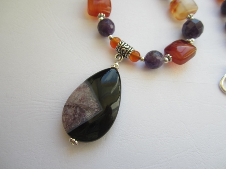 Carnelian and amethyst necklace picture no. 2