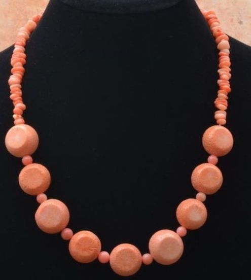 New necklace with coral