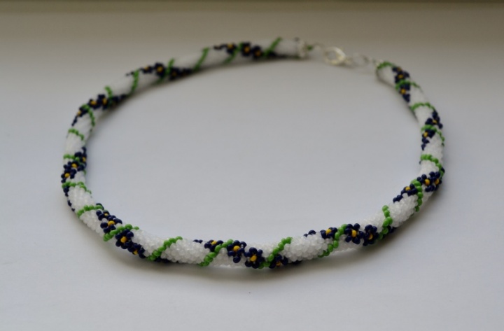 Crocheted necklace