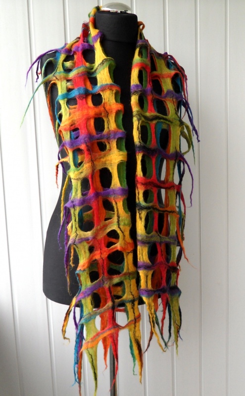 Rainbow scarf -veltas picture no. 2