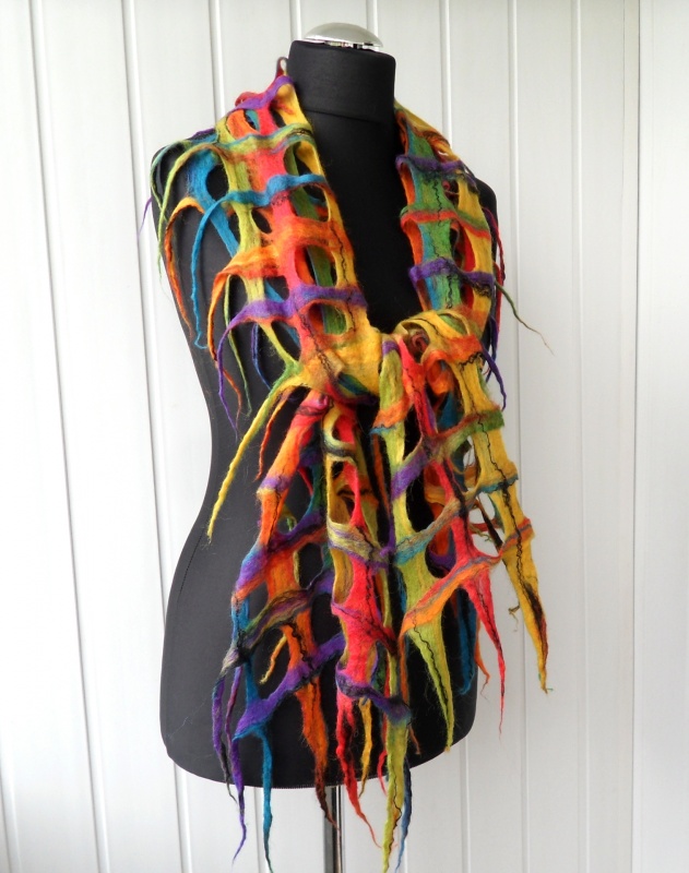 Rainbow scarf -veltas picture no. 3