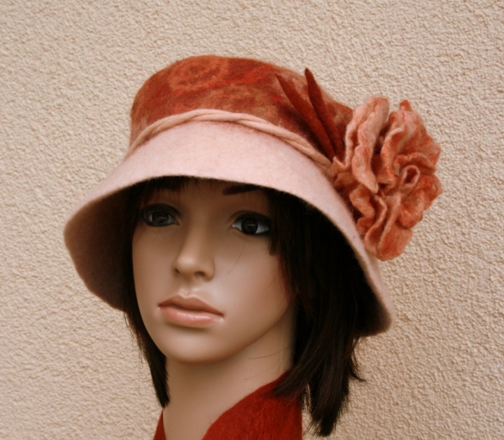 Hat " Peach Rose "