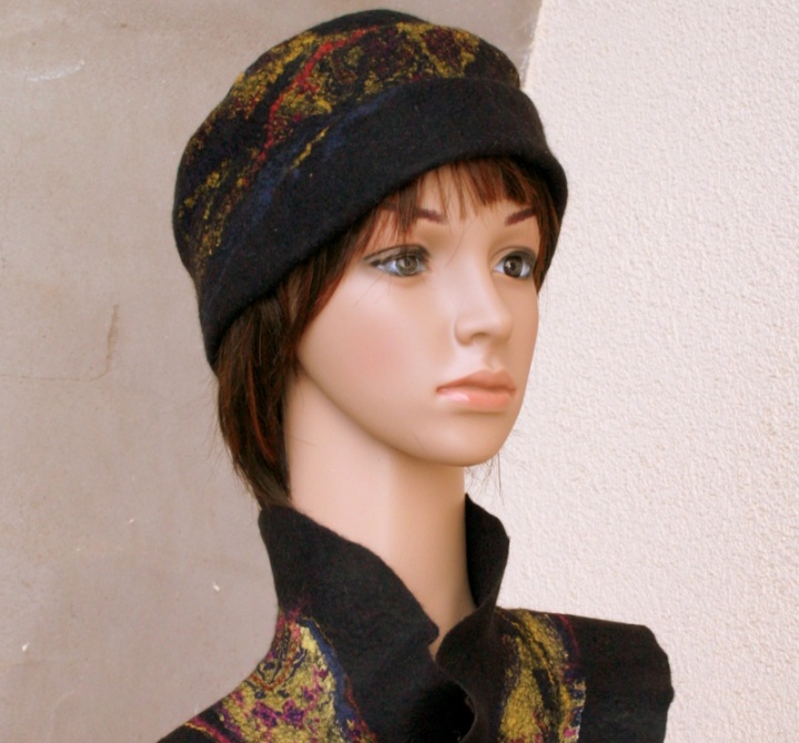 Felted hat ,, ,, Golden October