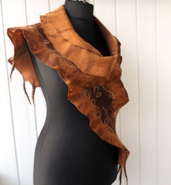 Golden Autumn - felting processes scarf picture no. 2