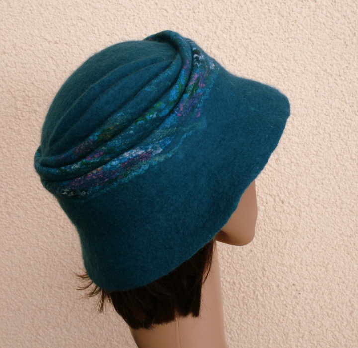 Turquoise magic hat ,, ,, picture no. 2