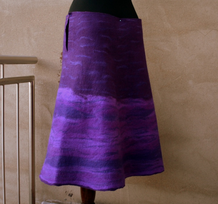Purple waves skirt ,, ,, picture no. 2