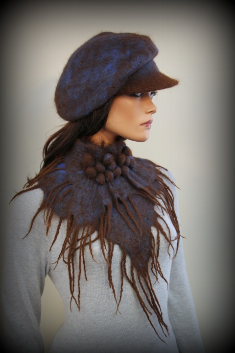 Wool hat with a scarf.