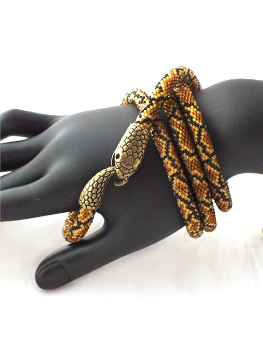 Bead crocheted necklace with snake skin print imitation picture no. 3