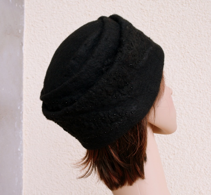 Felted hat ,, ,, Elegance picture no. 2