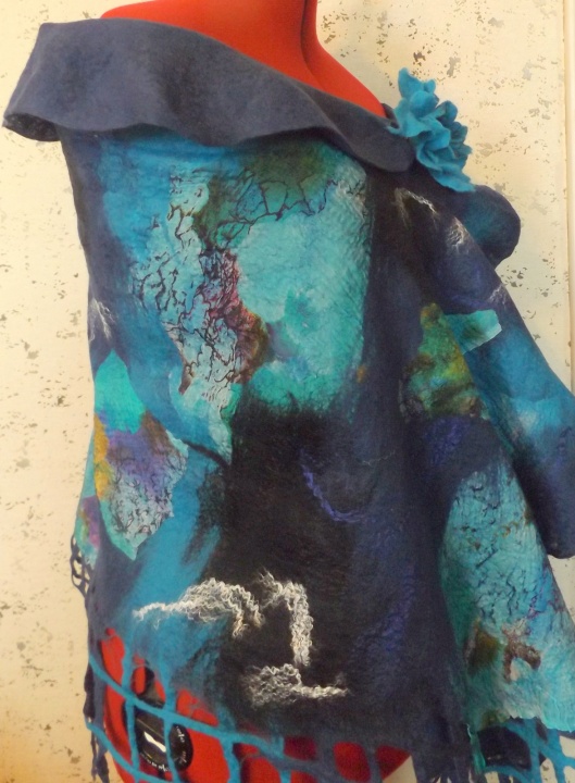 cloak, merino wool + silk picture no. 3