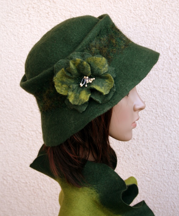 Felted hat ,, Green ,, rustle picture no. 2