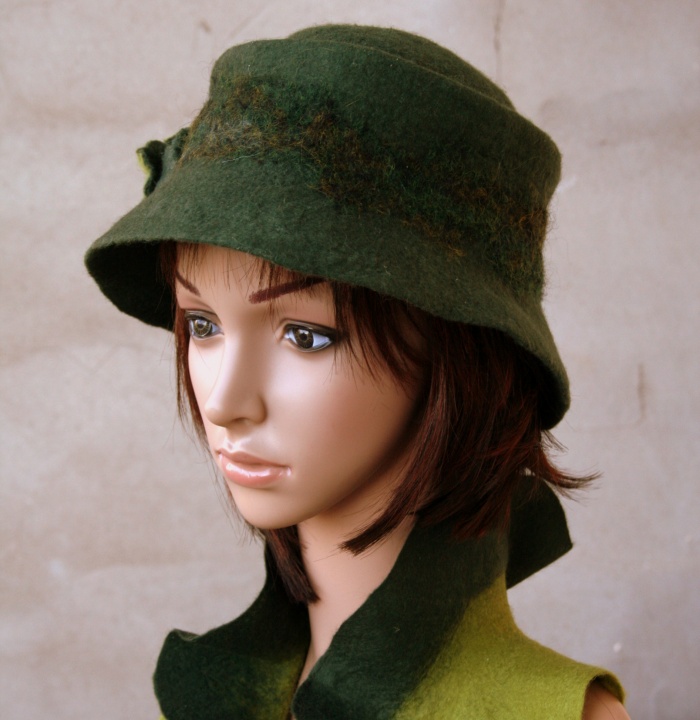 Felted hat ,, Green ,, rustle picture no. 3