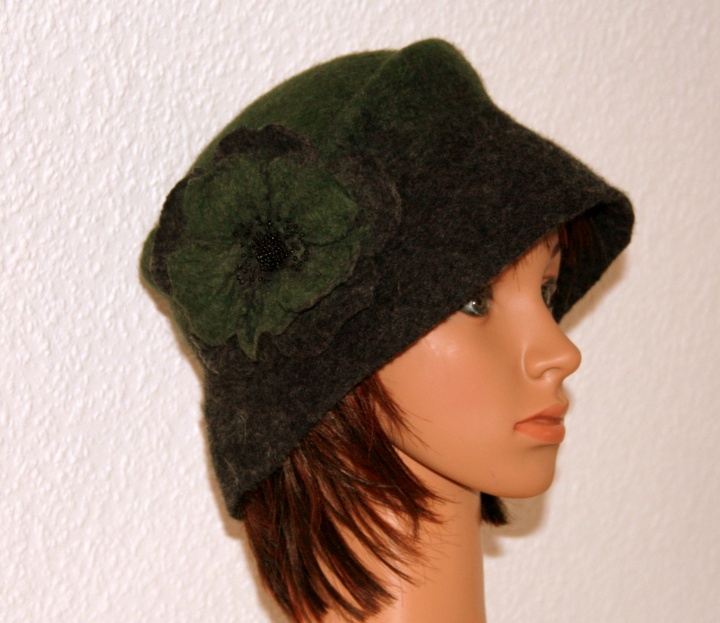 Felted hat Autumn ,, ,, picture no. 2