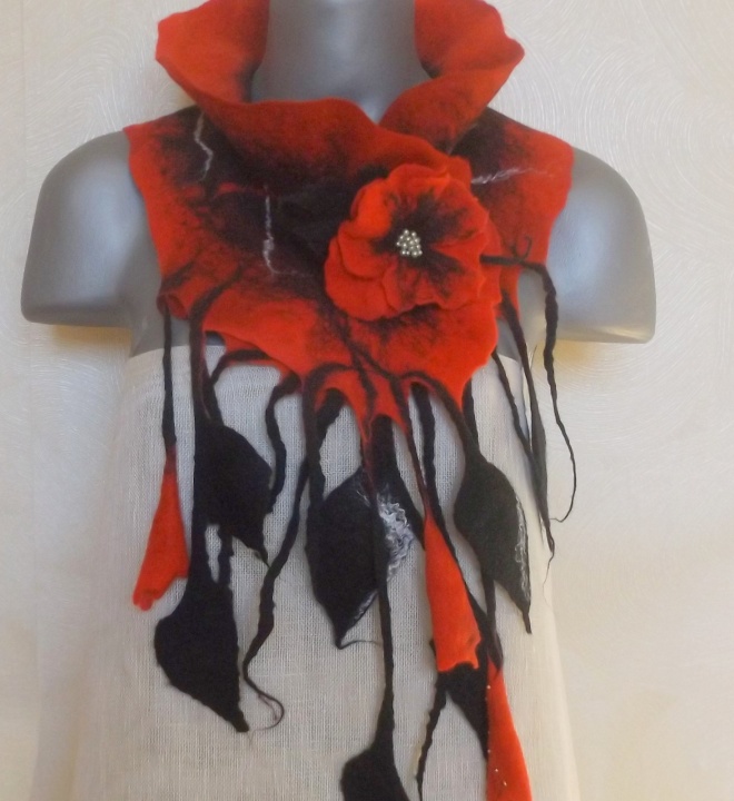 felting processes scarf red-black