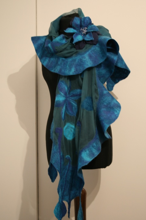 Scarf Blue  Star  picture no. 2