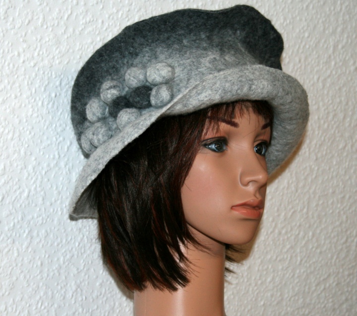 Hat   ,,Gray,,