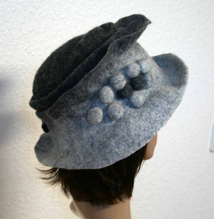 Hat   ,,Gray,, picture no. 2