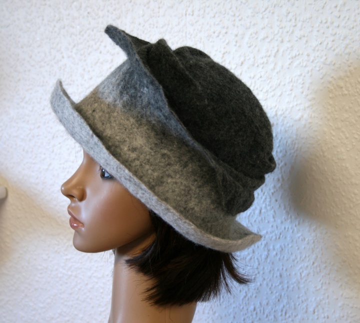 Hat   ,,Gray,, picture no. 3