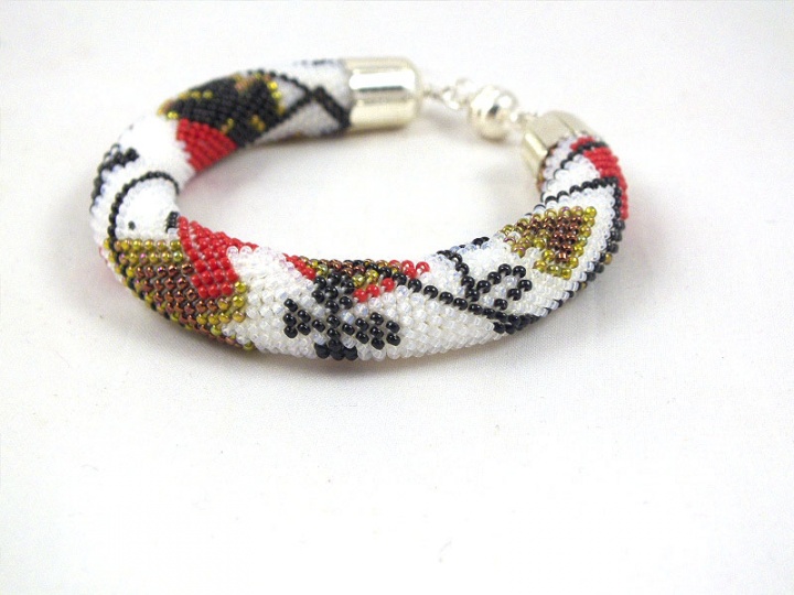 Beads crochet rope bracelet with poker cards pattern  picture no. 3