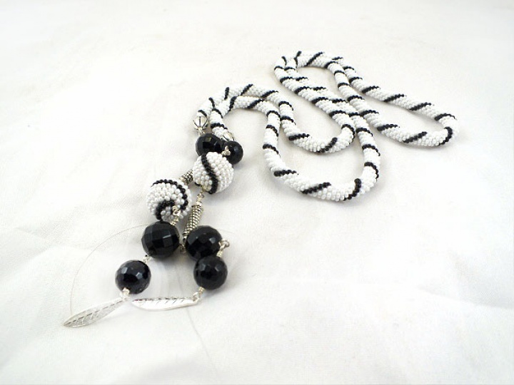  Bead crochet rope necklace lariat with beaded beads and black onyx