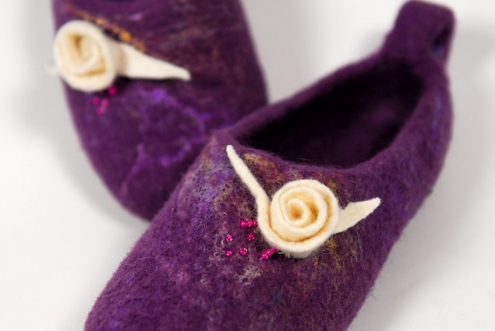 felted women slippers" creator tear" picture no. 2