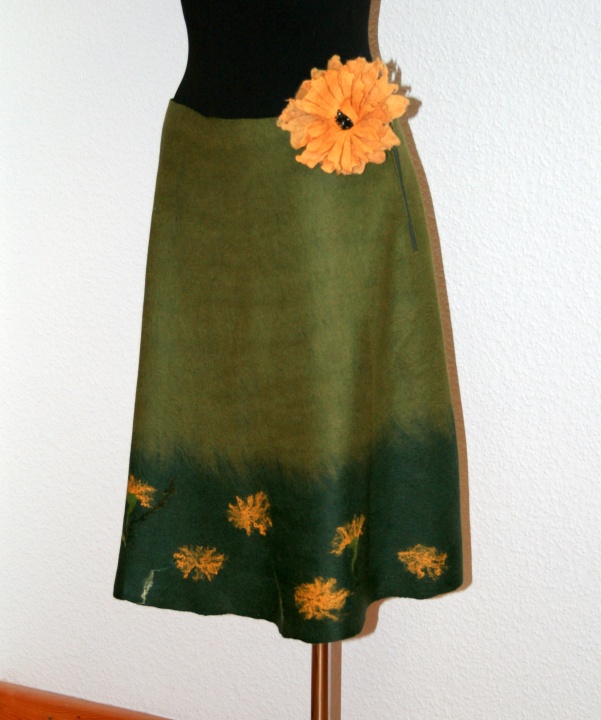 Skirt  ,,DANDELIONS   MEAD,, picture no. 3