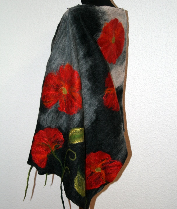 Shawl  RAIN FLOWERS picture no. 2