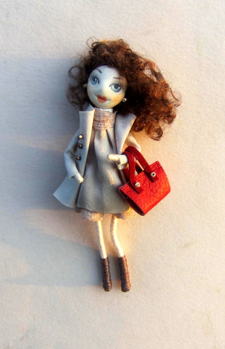 Brooch doll