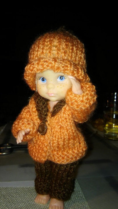 knitted clothes for doll