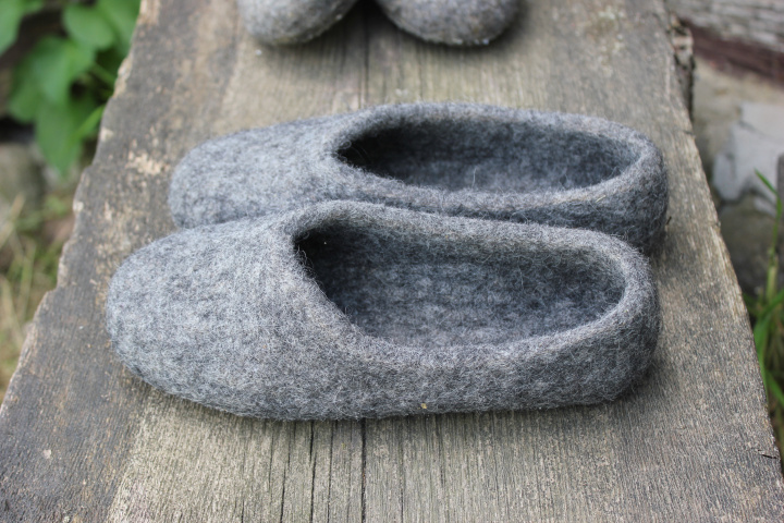 Women felted  slippers natural grey color size 38 picture no. 3