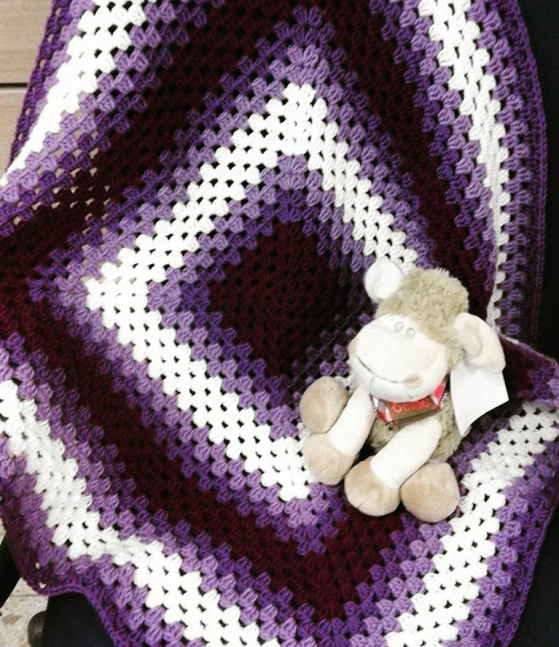 Crochet baby blanket