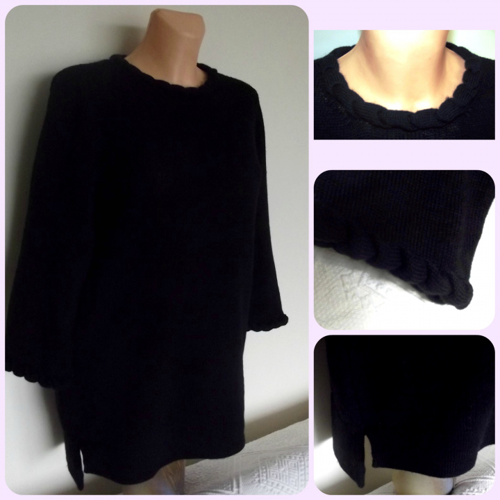 Black blouse with 3/4 sleeves