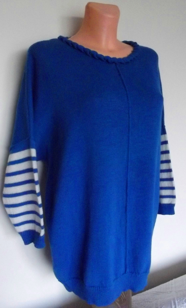 Sweater - Tunic with 3/4 long sleeves