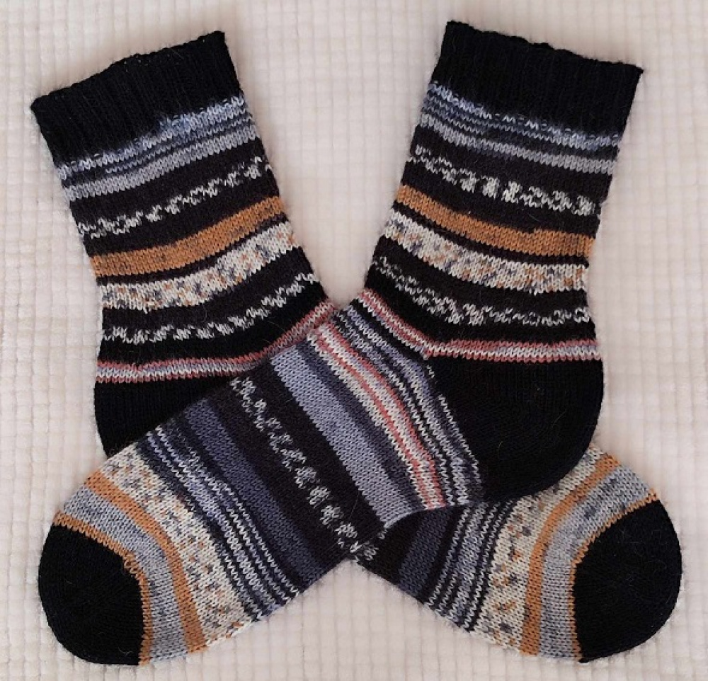 Handmade knitted woolen pattern socks