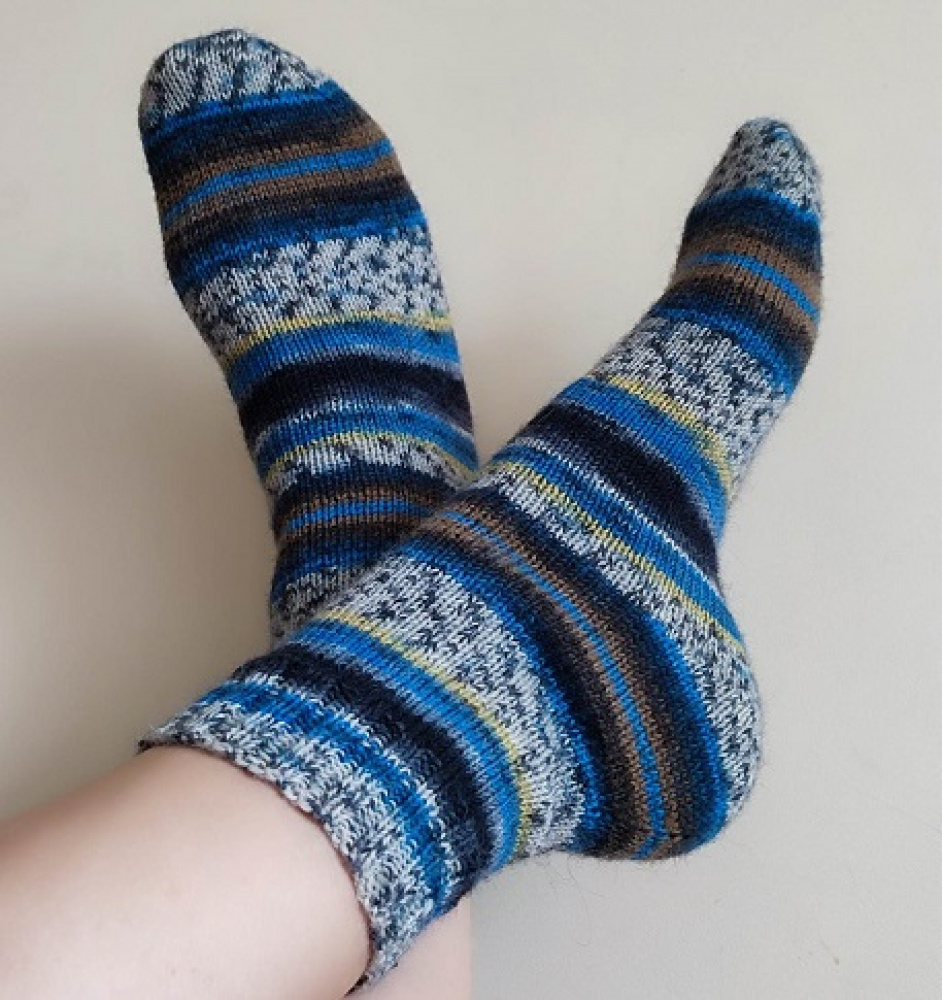 Handmade knitted woolen pattern socks