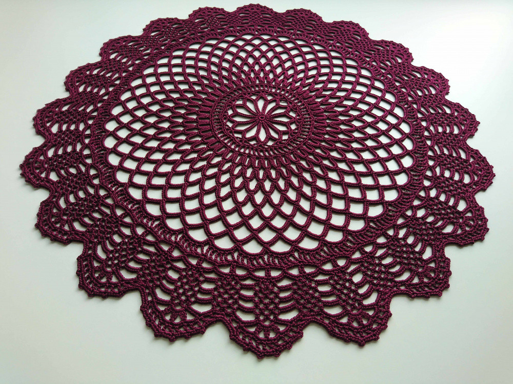 Doily "Infinity", dark raspberry