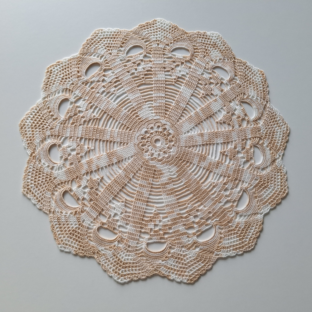 Doily "Fortune" (sand motley)