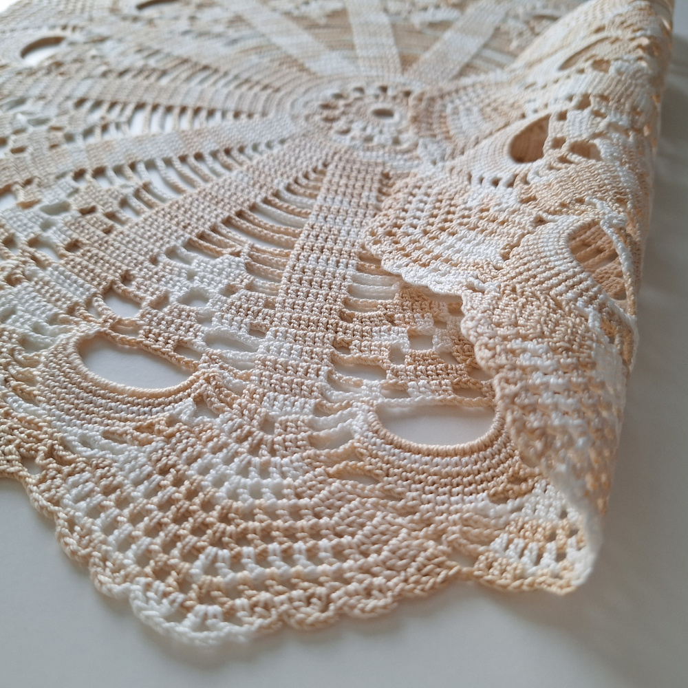 Doily "Fortune" (sand motley) picture no. 3