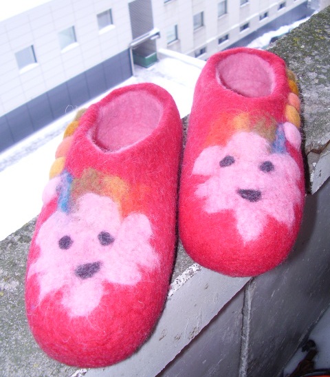 Felt slippers