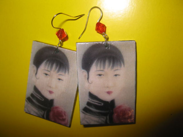 Decoupage earrings " Japanese girl "