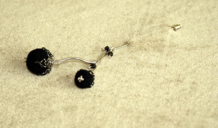 Brooch-pin " Blackberries "