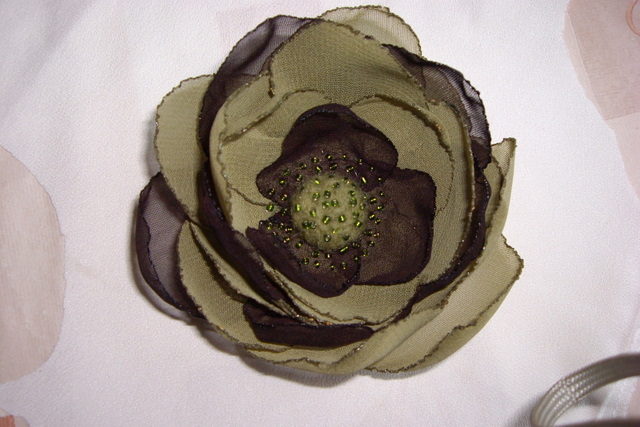 moss brooch