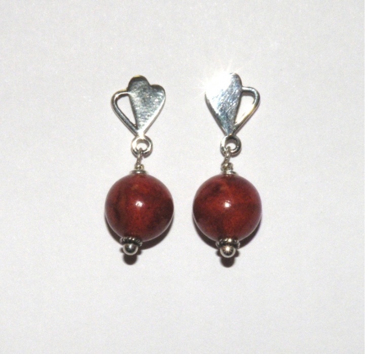 Silver earrings with coral