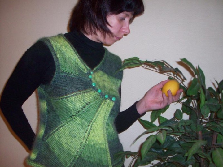 Vest " Green Lemon "